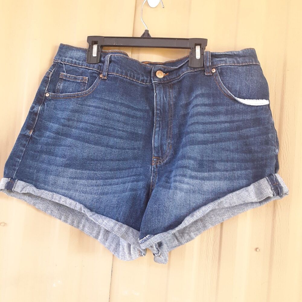 Nobo High-Rise Denim Shorts Size 19